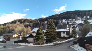 Vue du côté récent de Vercorin.