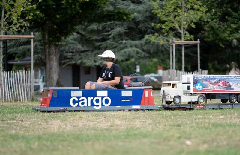 Une composition du Club MiNi-Train à Pully