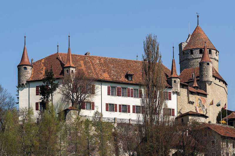 Le château de Lucens