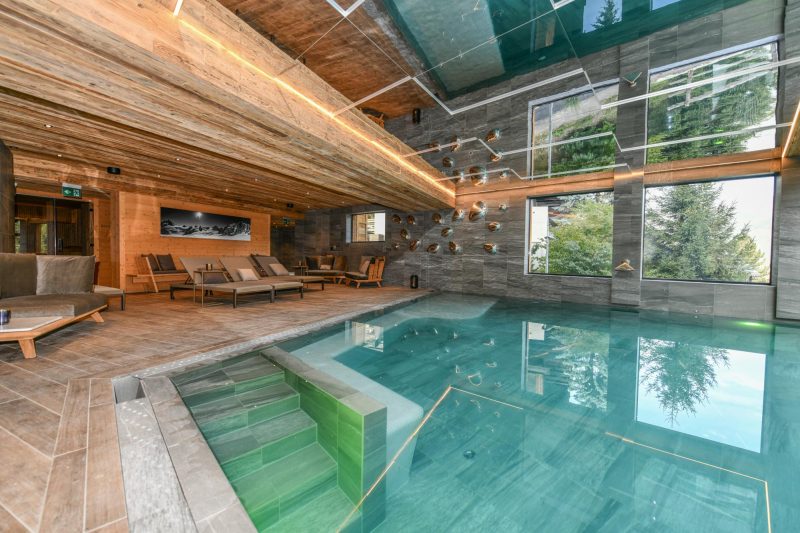 Vue intérieure des Flocons d’Eau SPA à Grimentz