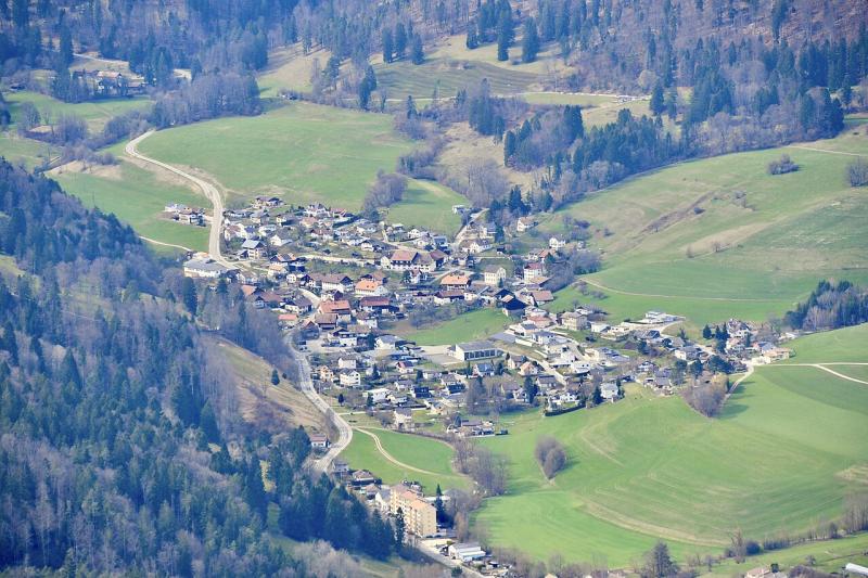 Vue sur le village de Perrefitte